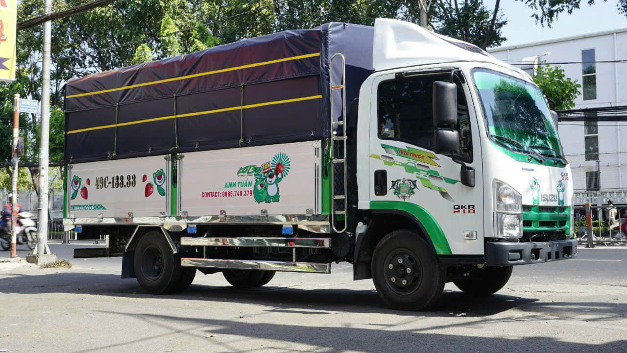 Xe tải Isuzu QKR 210 1T9 thùng dài 4m4 – Giá xe Isuzu 1.9 tấn cập nhật