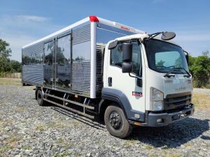 Isuzu FRR 650 Euro 5 – Xe tải 6.5 tấn thùng dài 7.4m